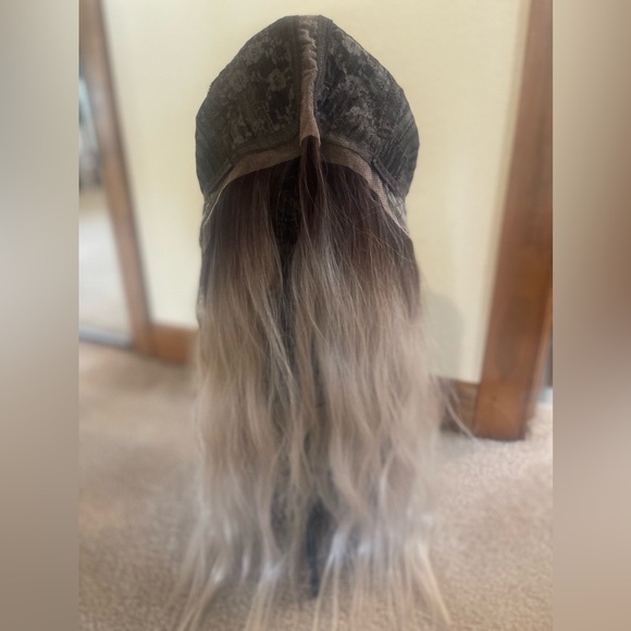 Chelsey Smith Wig CSC London Blonde Wig - Picture 5 of 9